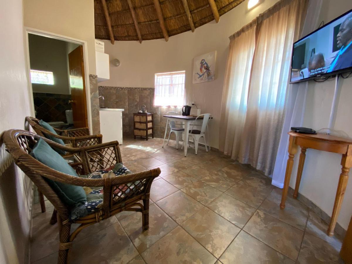 Magoebaskloof Mountain Lodge Tzaneen Bagian luar foto